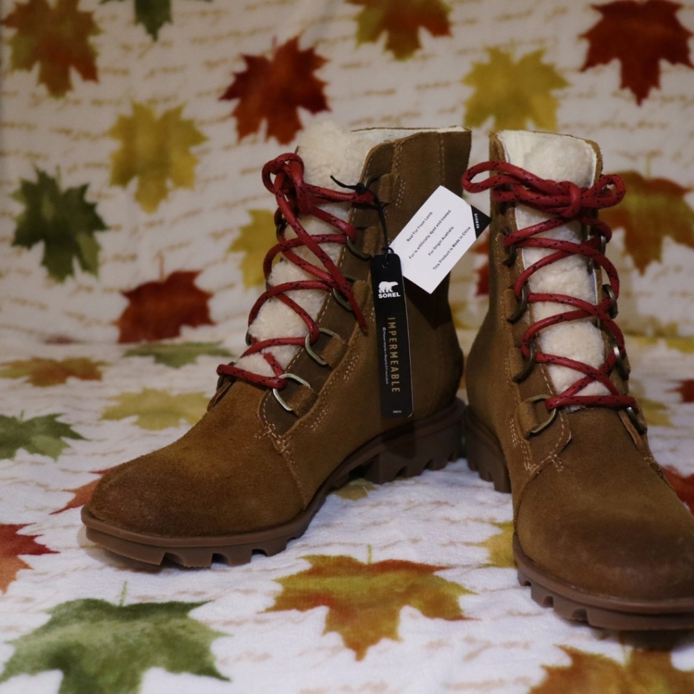 Sorel Brown Ankle Boots with Red Laces